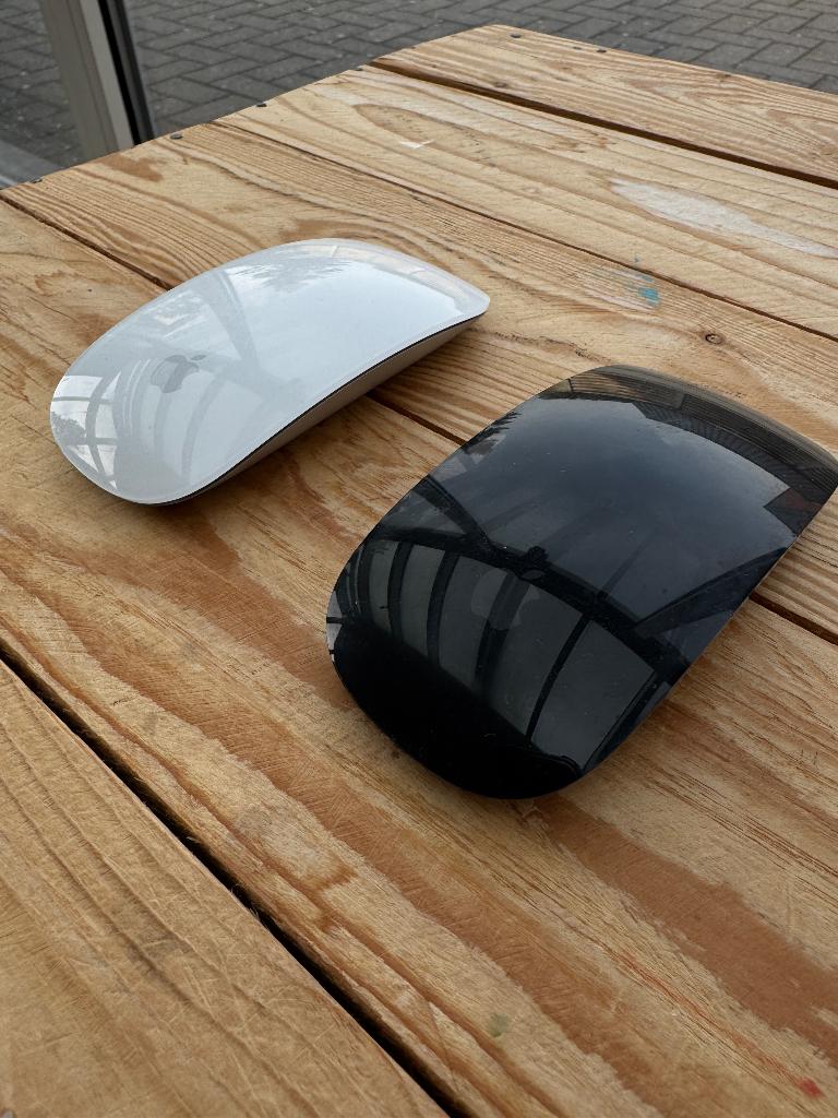 Apple Magic Mouse 2, Informatique & Logiciels, Souris, Souris, Enlèvement ou Envoi, Comme neuf, Sans fil