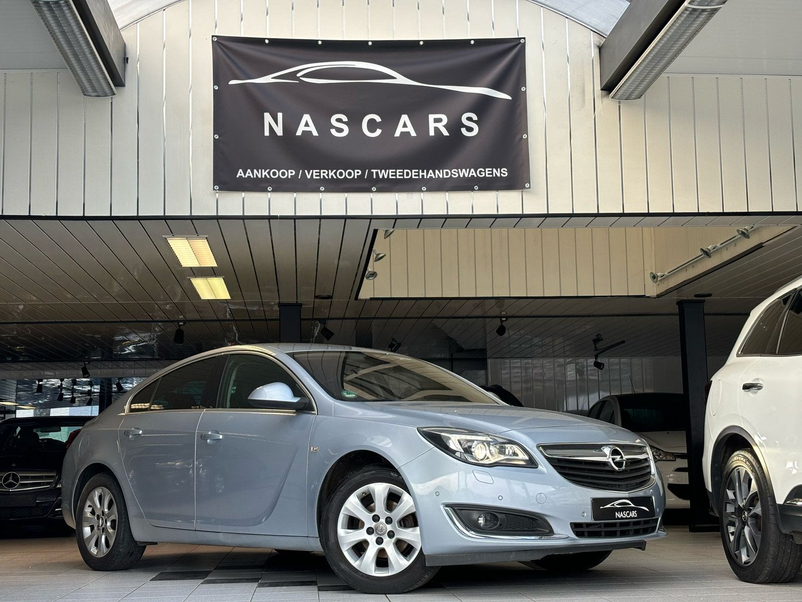 Opel Insignia 1.6i essence 2016 Euro6b Navi, Autos, Opel, Entreprise, Achat, Insignia, ABS, Airbags, Air conditionné, Climatisation automatique