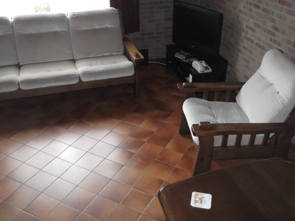Gratis vintage salon 3 zit bank en 2x 1 zetel mohair kussens, Maison & Meubles, Canapés | Coins salons complets, Utilisé, Bois