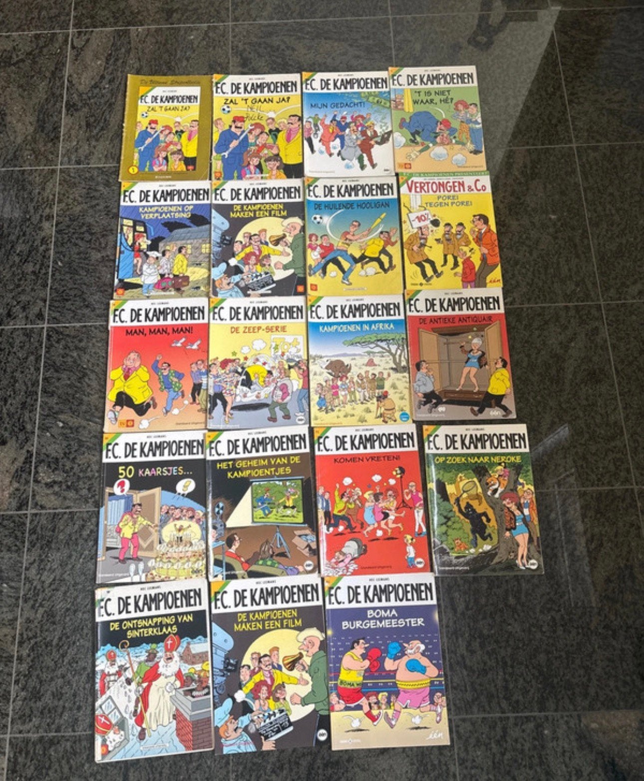 Stripverhalen FC De Kampioenen, Meerdere stripboeken, Ophalen, Gelezen