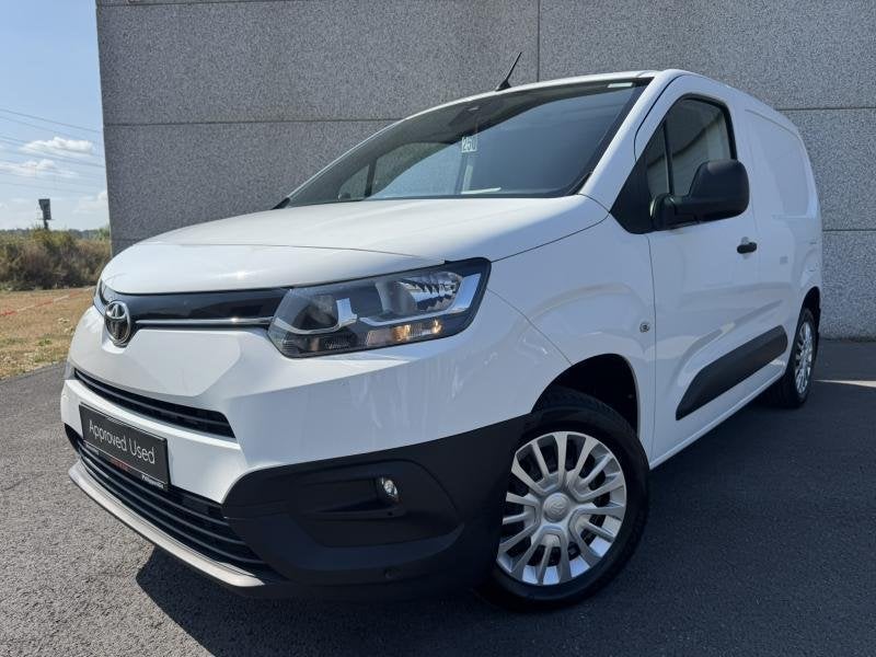 Toyota ProAce Panel Van SWB 1.5L Diesel 100hp MT Comfort, Auto's, Toyota, 75 kW, Wit, 102 pk, Parkeersensor