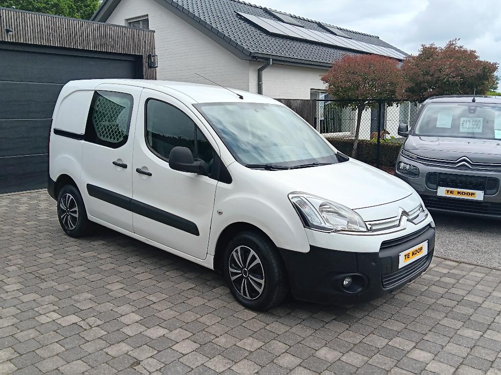 Citroen Berlingo 1.6 hdi euro5 met airco en garantie, Auto's, Voorwielaandrijving, Stof, 4 cilinders, Citroën