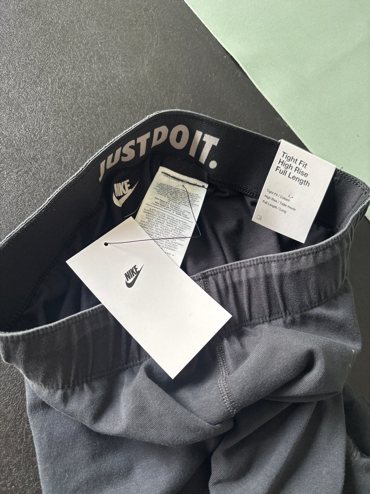 Legging NiKE maat M, Kleding | Dames, Verzenden, Gedragen, Maat 38/40 (M)