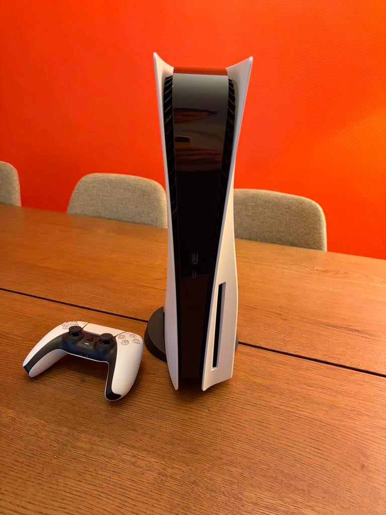 PS5 Edition Disque + Manette + Jeux (PS4 compatibles et PS5), Games en Spelcomputers, Spelcomputers | Sony PlayStation 5, Ophalen
