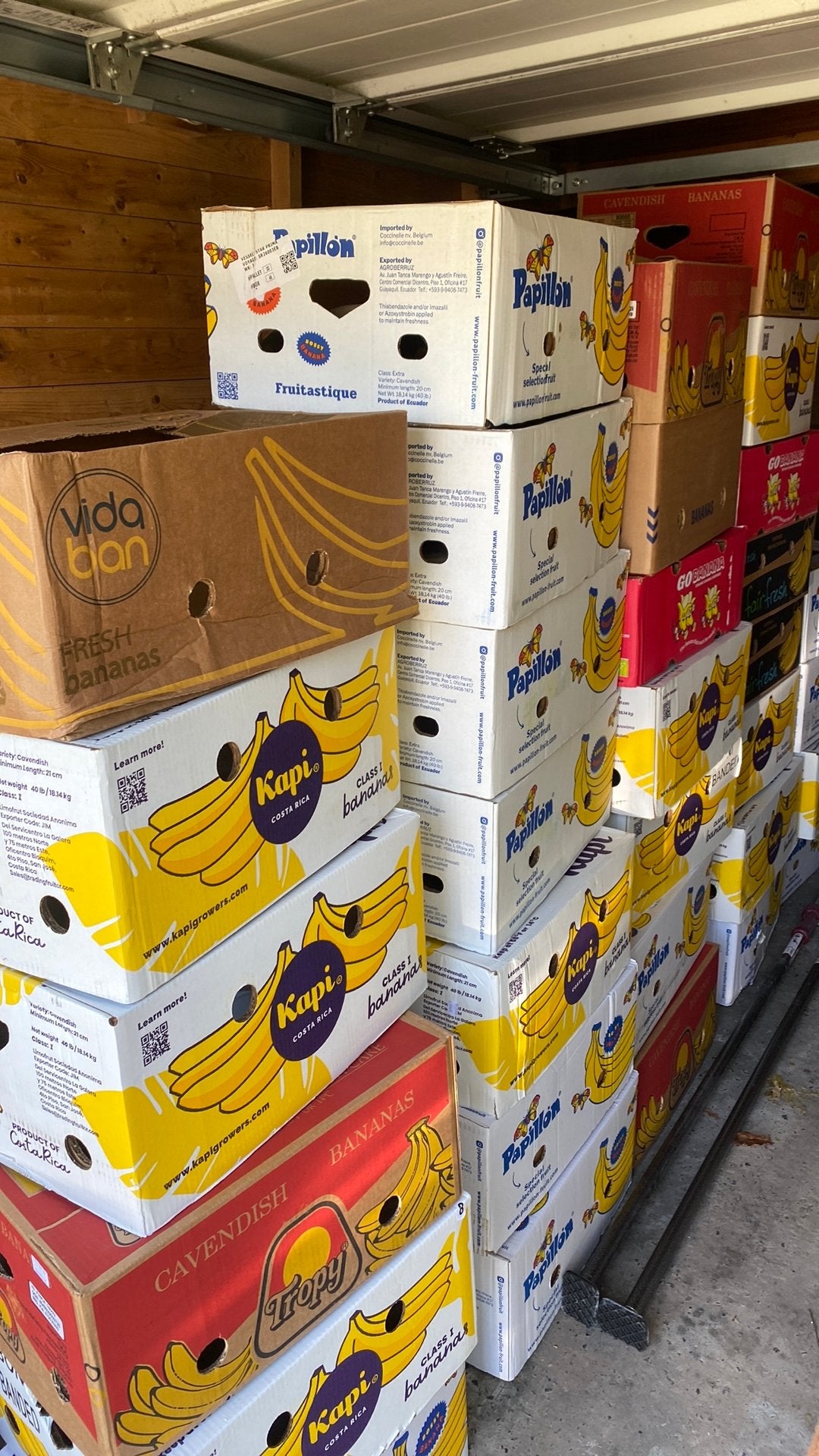 Al besproken: Gratis af te halen: bananendozen, Ophalen, Zo goed als nieuw