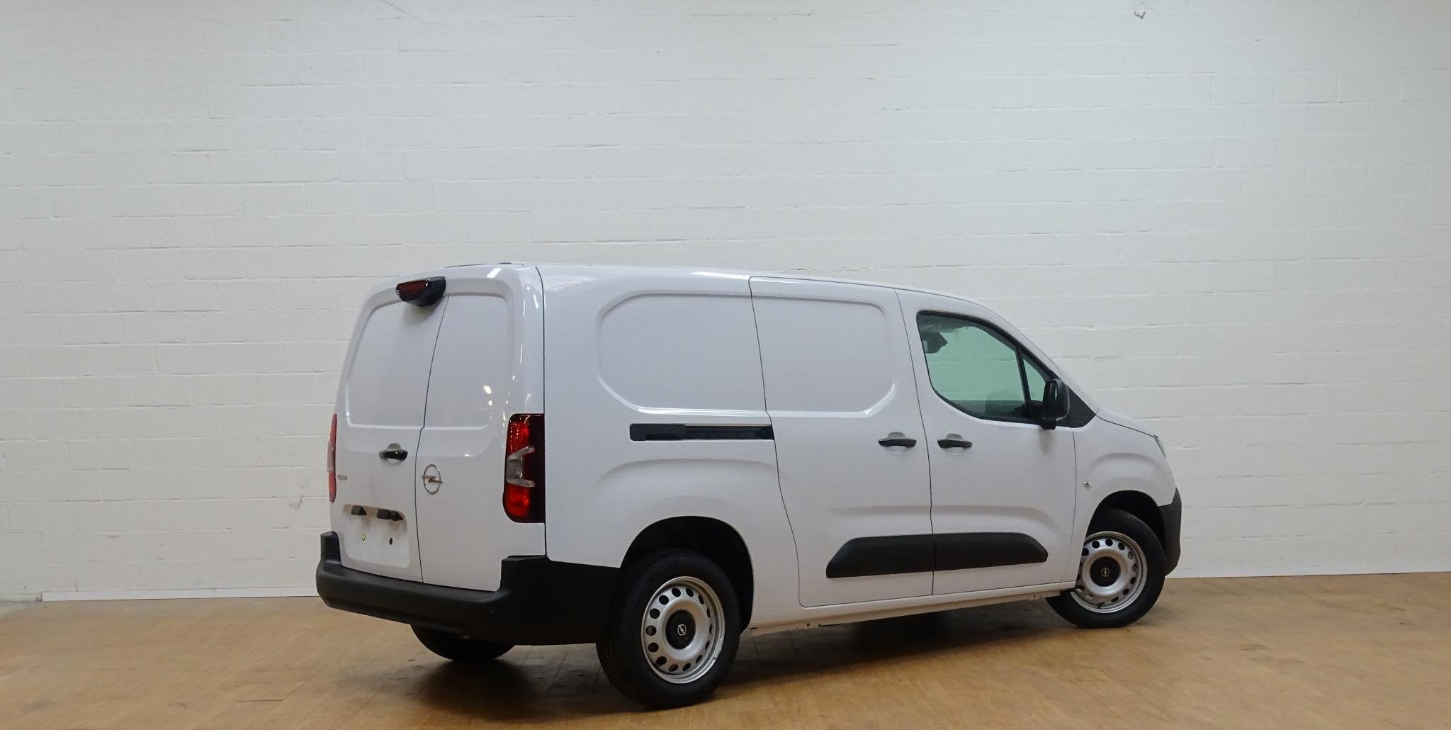 Opel Combo 1.5 Turbo 96kW Aut. Heavy L2H1 verwacht, Achat, 4 portes, Entreprise, 3 places