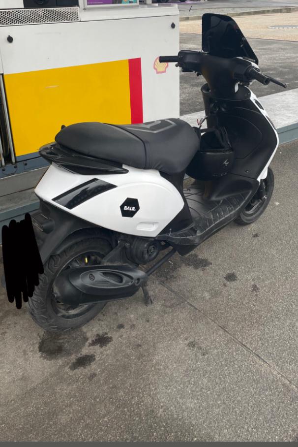 zip a klasse 4 takt, Fietsen en Brommers, Ophalen, Gebruikt, Zip, Klasse A (25 km/u)