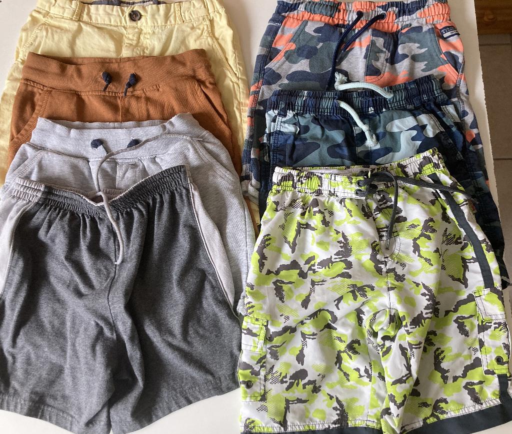 Short garçon 9/10 ans (modèles au choix) - vendu à la pièce, Enfants & Bébés, Enlèvement, Utilisé, Garçon, Autres types