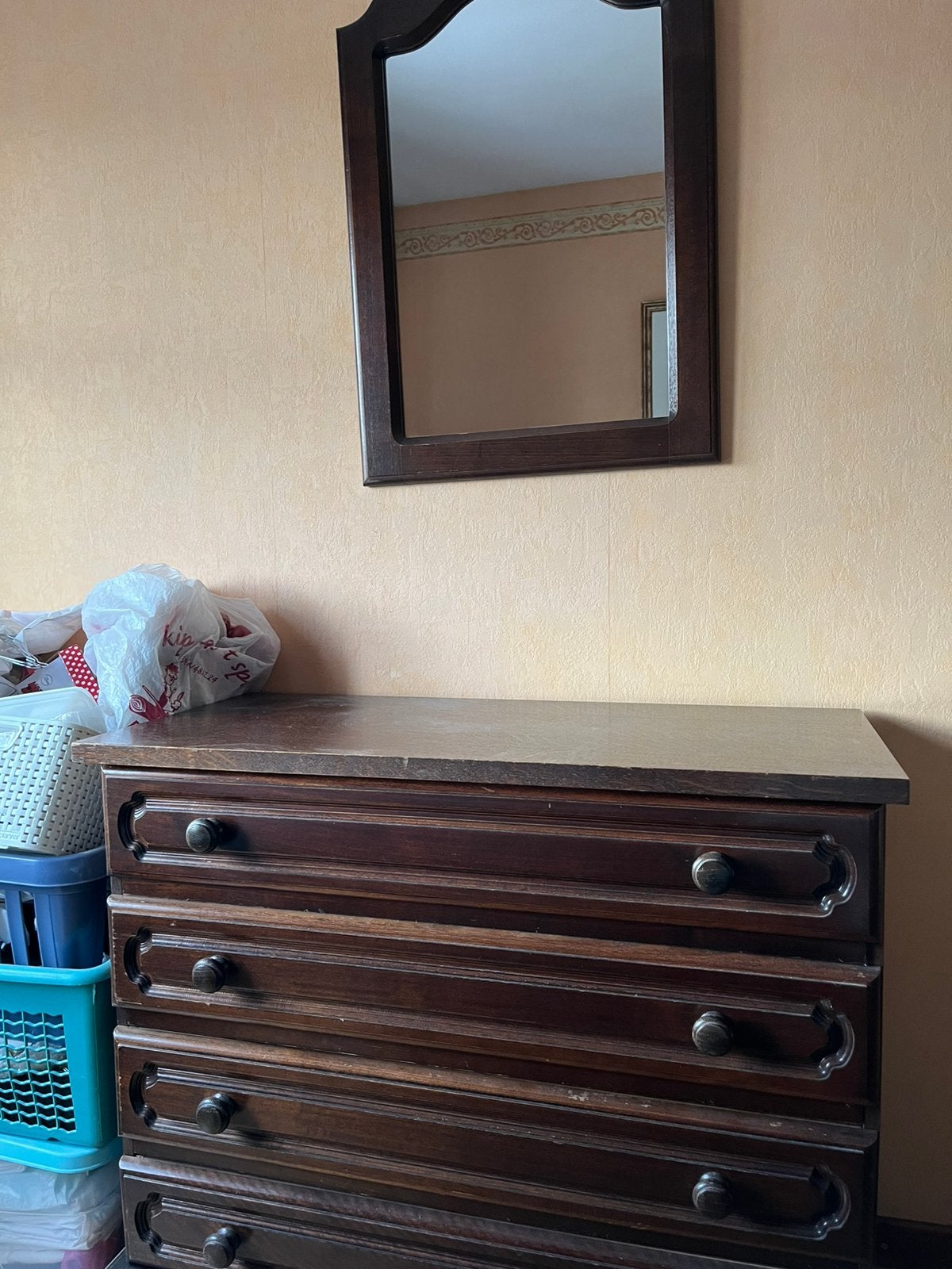 Comode avec miroir, Maison & Meubles, Armoires | Commodes, 3 ou 4 tiroirs, Enlèvement, Utilisé