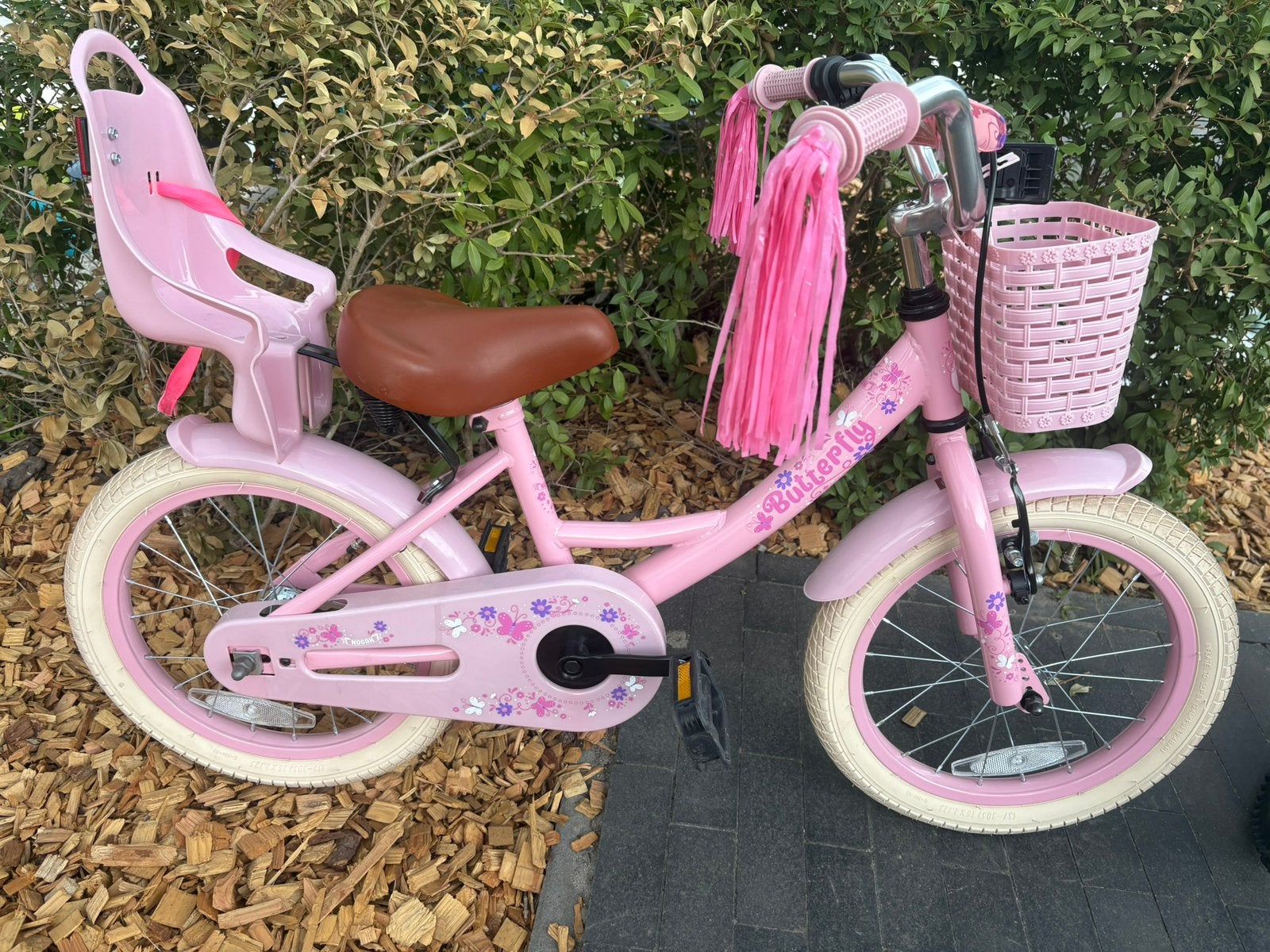 Fiets nogan butterfly 16 inch, Fietsen en Brommers, Ophalen, Terugtraprem, Zijwieltjes, 16 tot 20 inch
