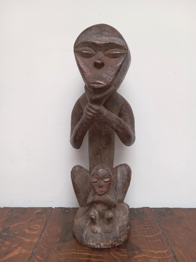Statue : maternité Boulu singe (ngil), Antiquités & Art, Envoi