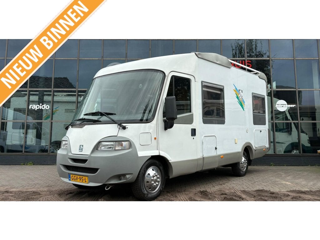 Knaus Travel-Liner 640 Airco,Vastbed,Hefbed, Integraal, Ringverwarming, 6 tot 7 meter, Bedrijf