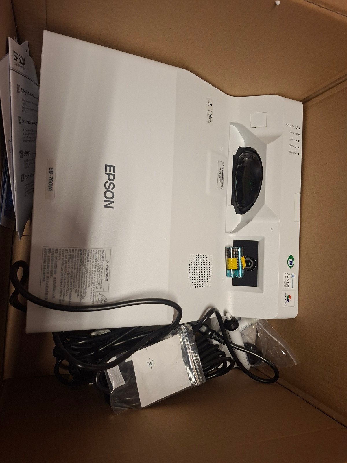 EPSON EB760Wİ PROJECTOR, Audio, Tv en Foto, Beamers, Ophalen