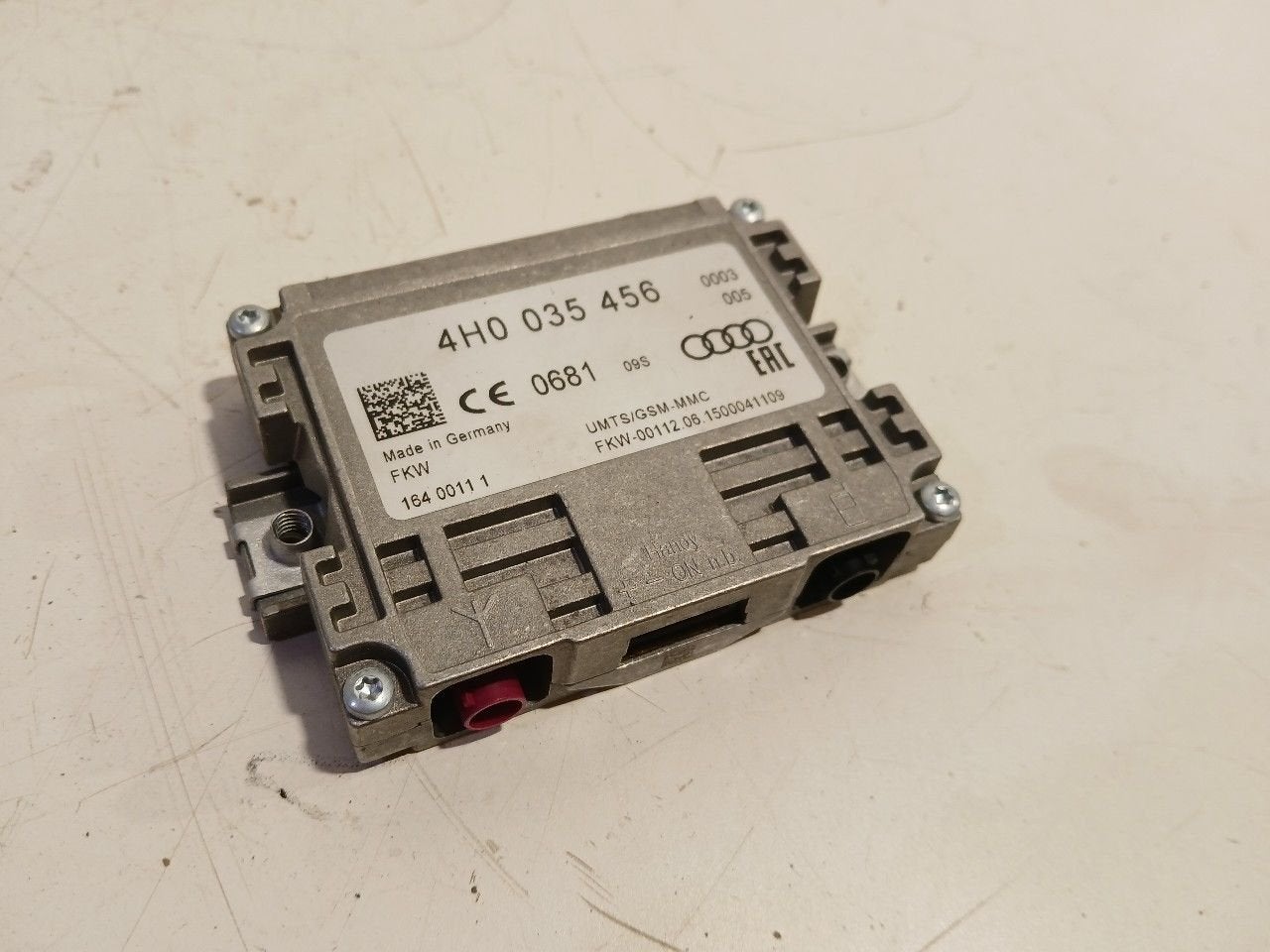 Antenne versterker Volkswagen Passat, Enlèvement ou Envoi, Van der Ven Autorecycling B.V., Onderdelen@venauto.nl, Ettenseweg 76, 4706 PB Roosendaal, The Netherlands