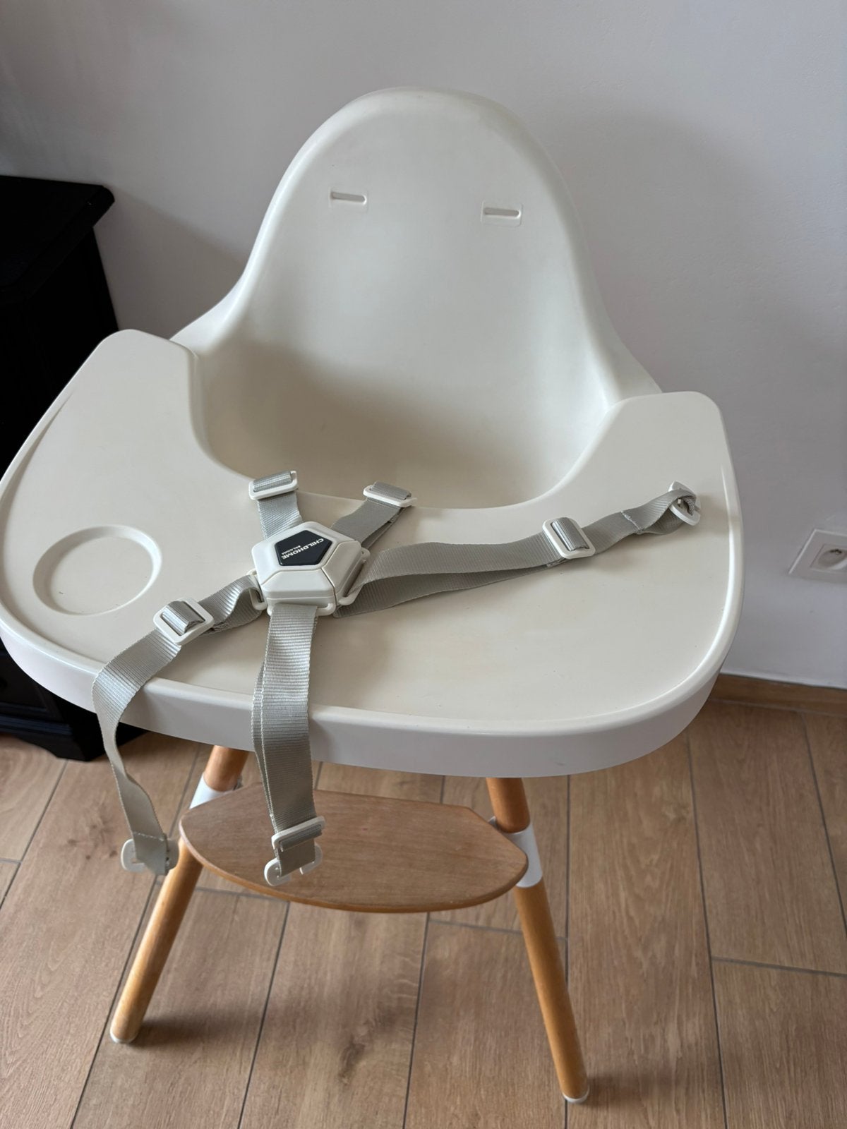 Eetstoelen mooi onderhouden 50€ stuk childhome, Ophalen, Gebruikt, Meegroeistoel, Aanschuifbaar