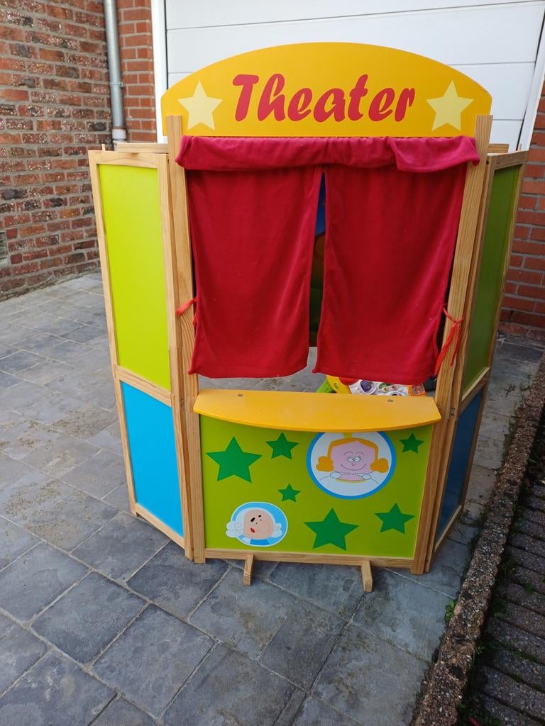 Poppenkast, Ophalen