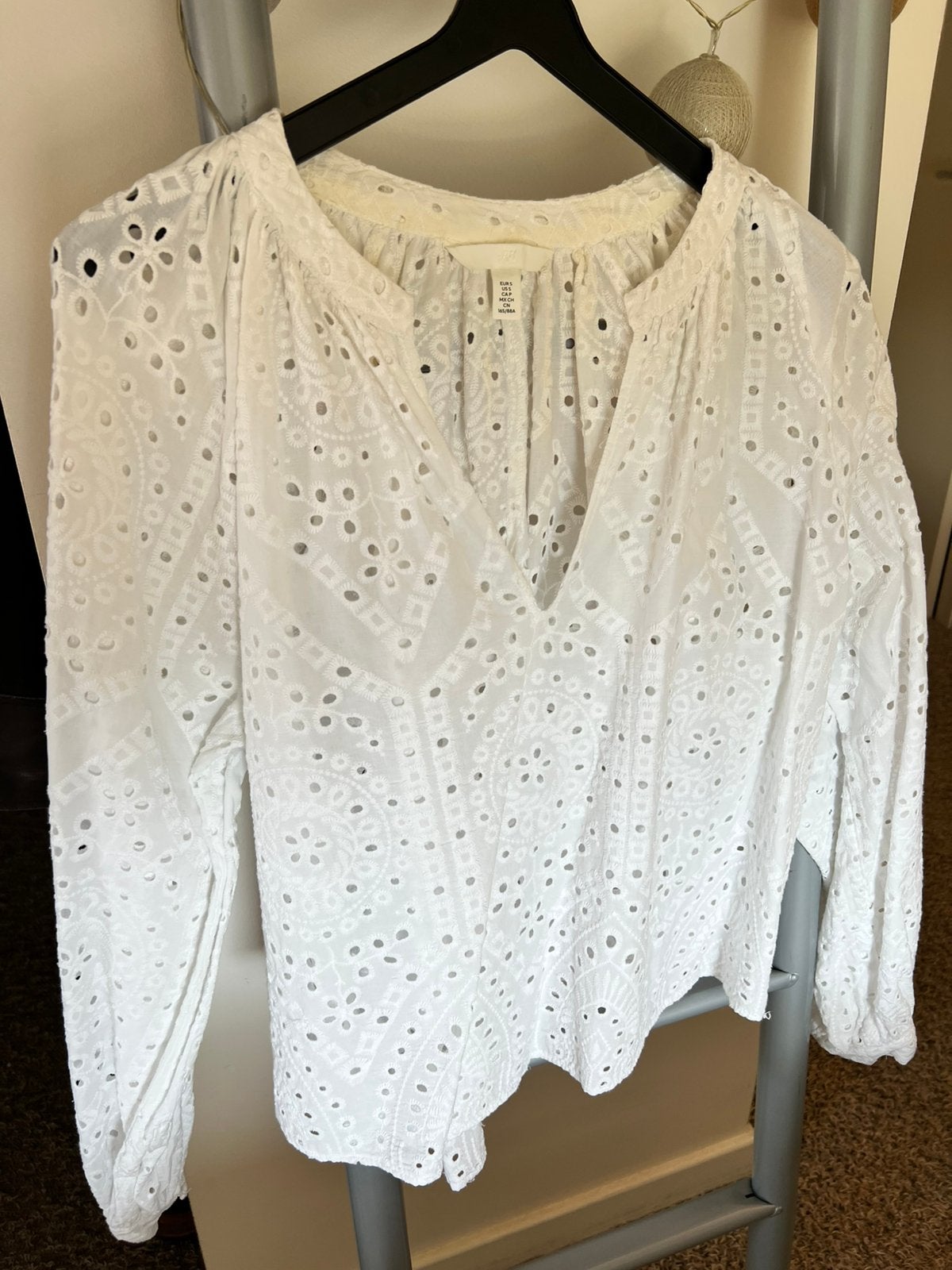 Witte broderie blouse maat smal/medium, Kleding | Dames, Ophalen of Verzenden, Zo goed als nieuw, Maat 36 (S), Wit