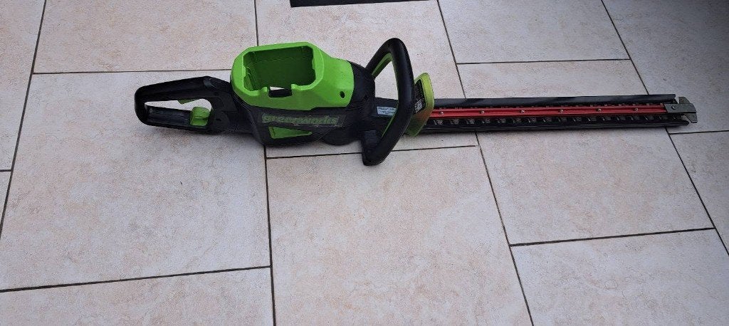 Taille Haie Greenworks GD60HT66 à batterie 60 volt, Jardin & Terrasse, Enlèvement, Utilisé, Batterie, Greenworks
