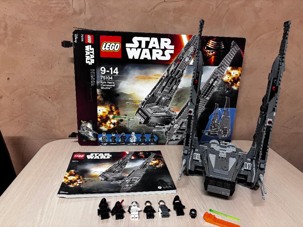 Lego Star Wars 75104 Kylo Ren Command shuttle volledig, Star Wars, Lego, Ophalen of Verzenden, Zo goed als nieuw