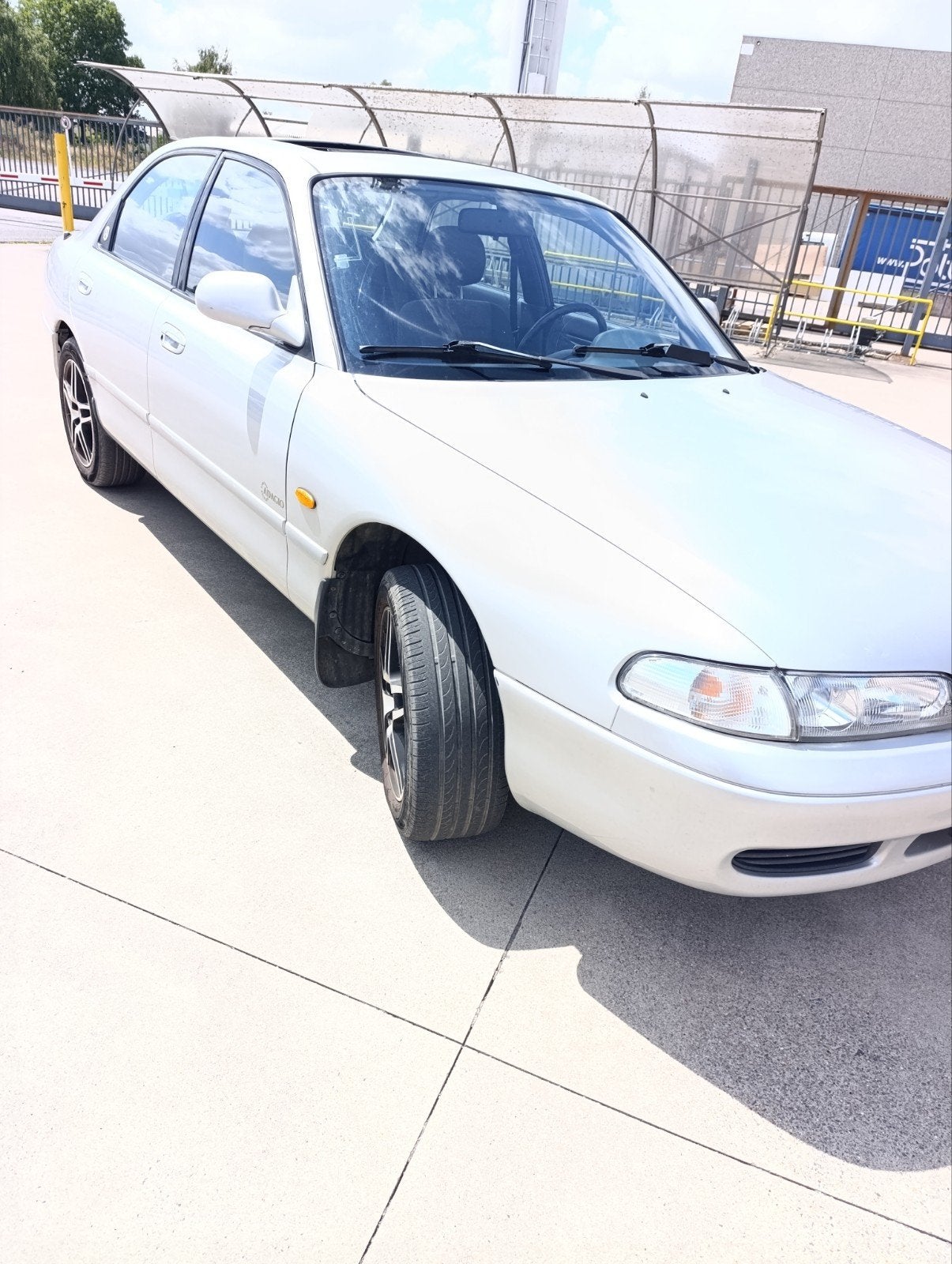 Mazda 626 Oldtimer 1995 Pano dak, foto 4