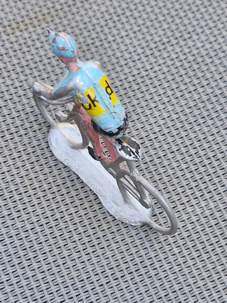 coureurke in metaal team   ROKADO, Antiek en Kunst, Verzenden