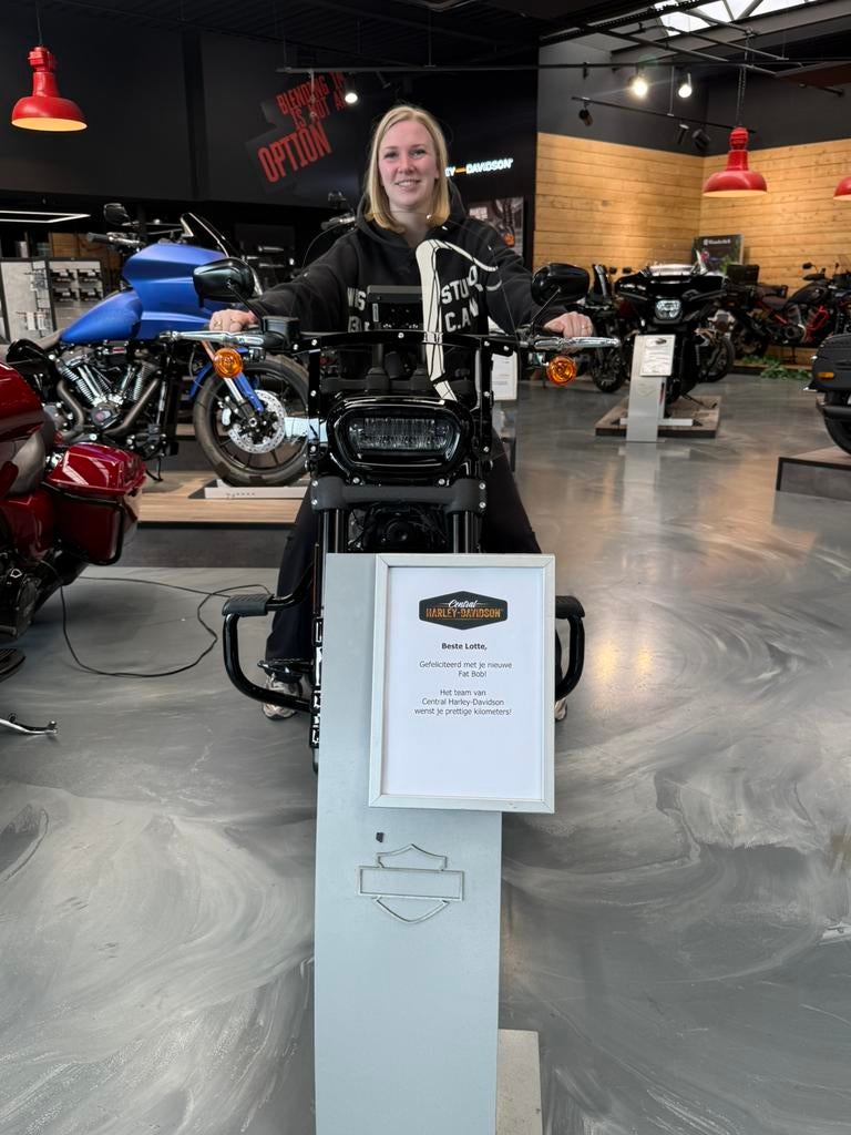 HARLEY DAVIDSON FATBOB BTW 2026 FABRIEKSGARANTIE 4-2030, Motoren, Bedrijf