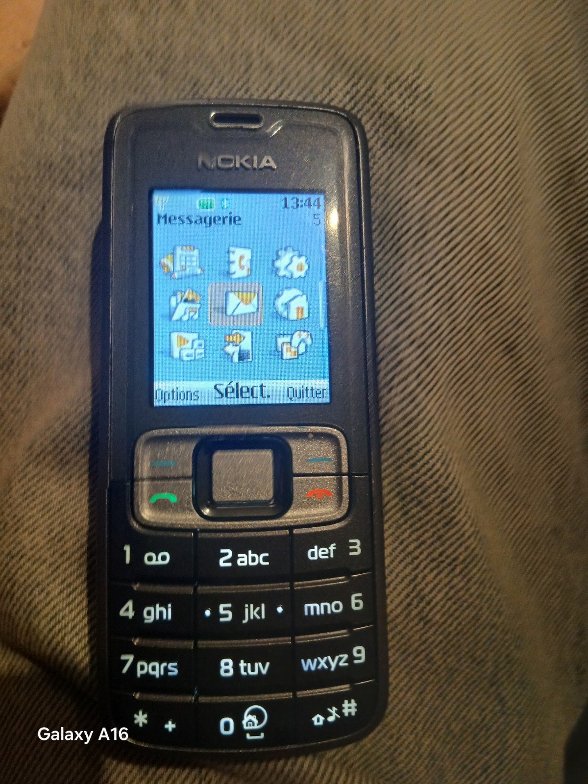 Nokia 3109c gris en bon état/ fonctionnel / bloqué sur orang, Avec simlock (verrouillage SIM), Enlèvement ou Envoi, Classique ou Candybar