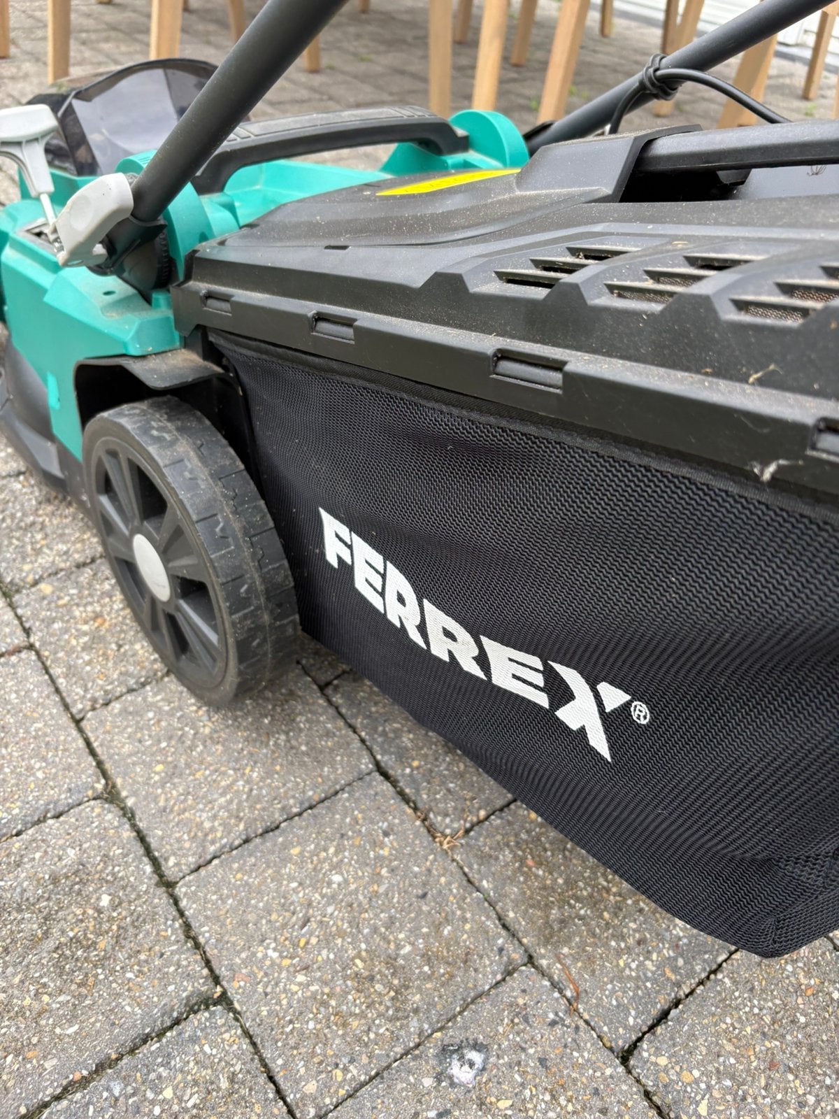 Elektronische grasmaaier ferrex nieuw, Jardin & Terrasse, Tondeuse rotative, 30 à 39 cm, Enlèvement, Tondeuses à gazon électriques