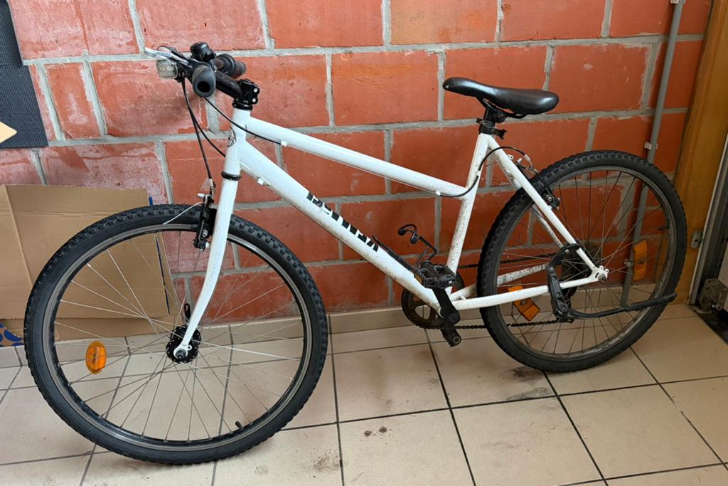 Jongensfiets (ongeveer 12 jaar) enkel ophalen te Roeselare, Ophalen, Gebruikt