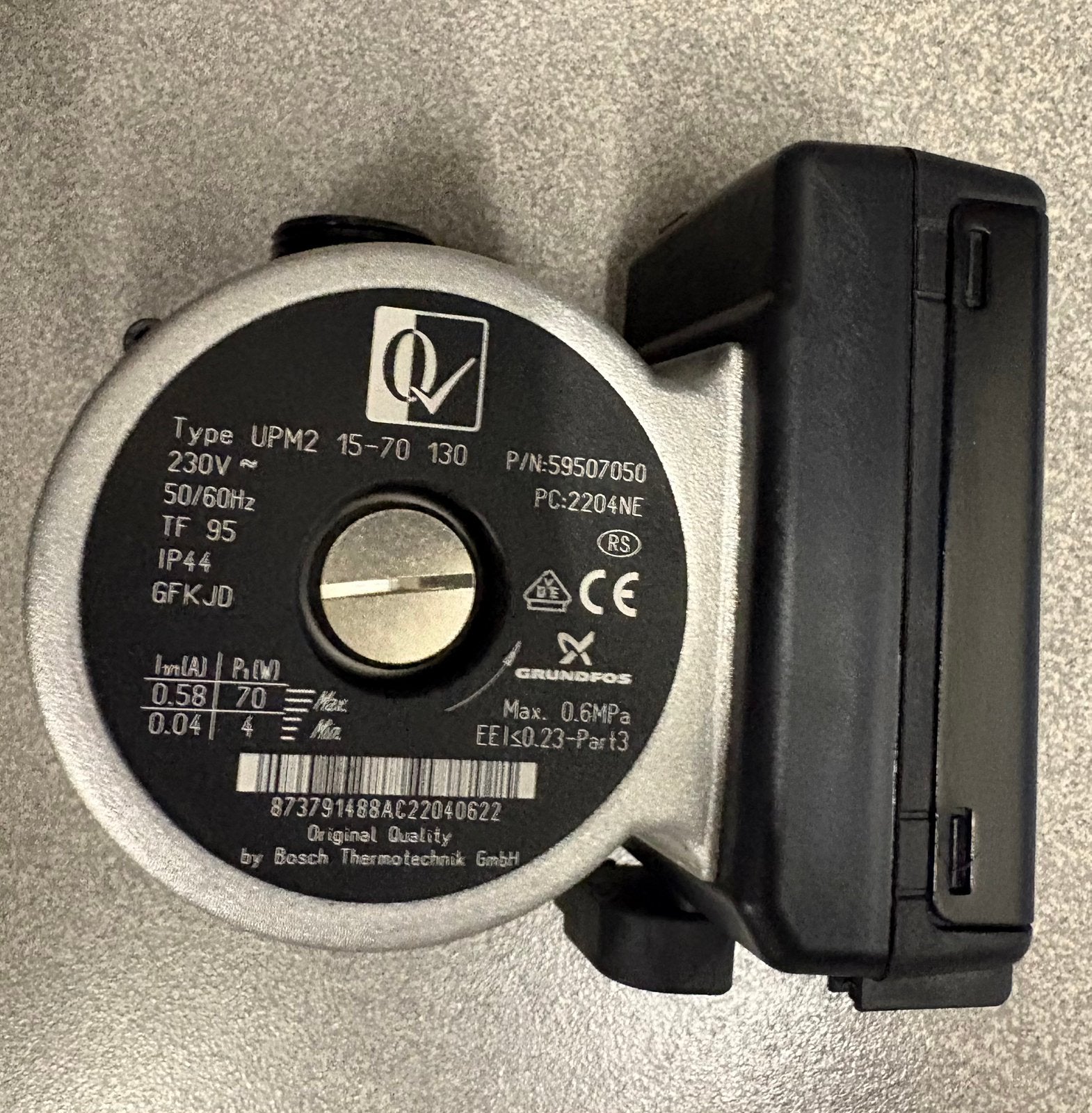 Pompe/circulateur UPM2 15-70 130 - Grundfos, Bricolage & Construction, Chauffage & Radiateurs, Enlèvement, Neuf