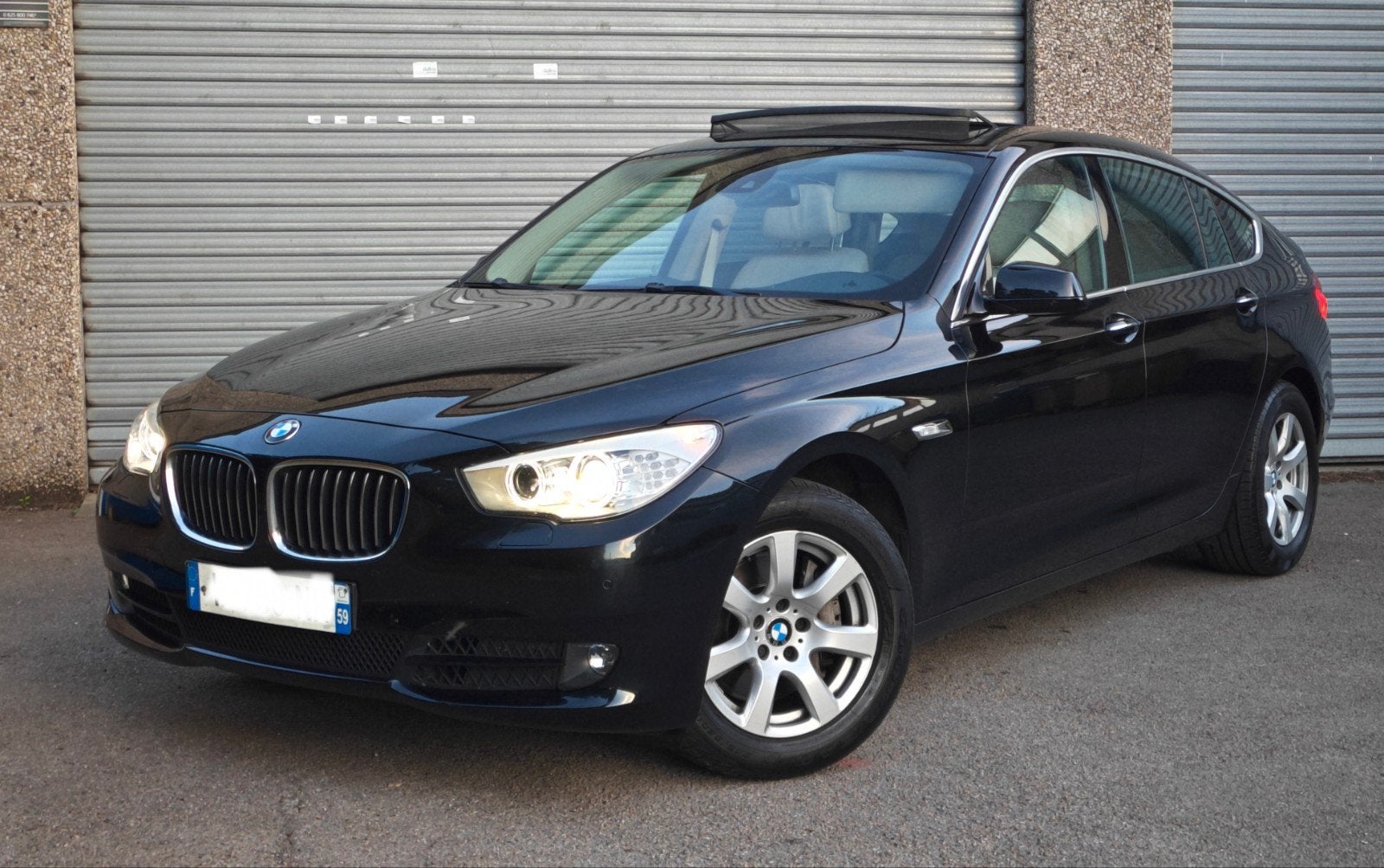 Bmw 530 gt pack exécutif 137.000km, Autos, BMW, Entreprise, Série 5 GT, ABS, Toit panoramique, Système audio, USB, Électrique
