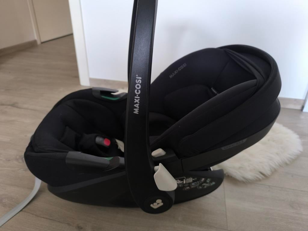 Maxi cosi en familifix 360 onderstel, Kinderen en Baby's, Autostoeltjes, Ophalen