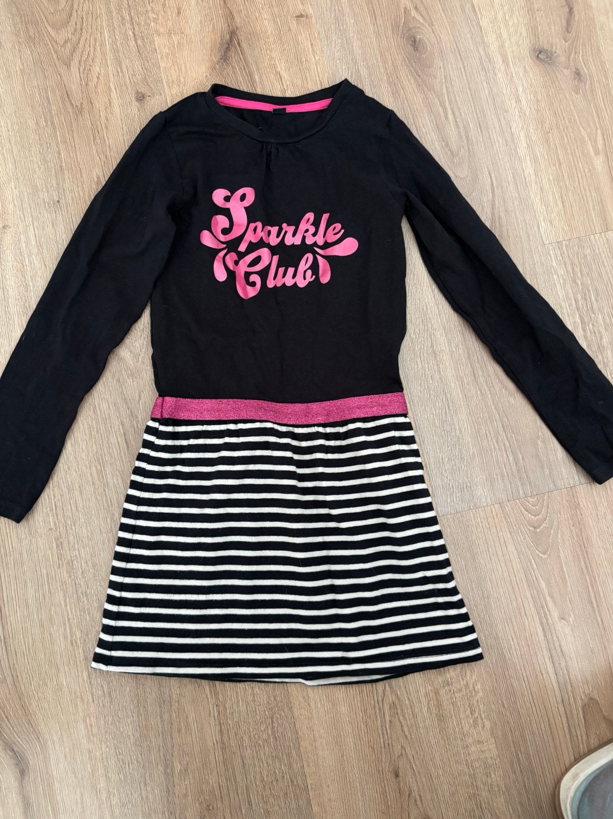 Jurkje maat128/134, Kinderen en Baby's, Kinderkleding | Maat 128, Ophalen of Verzenden, Zo goed als nieuw