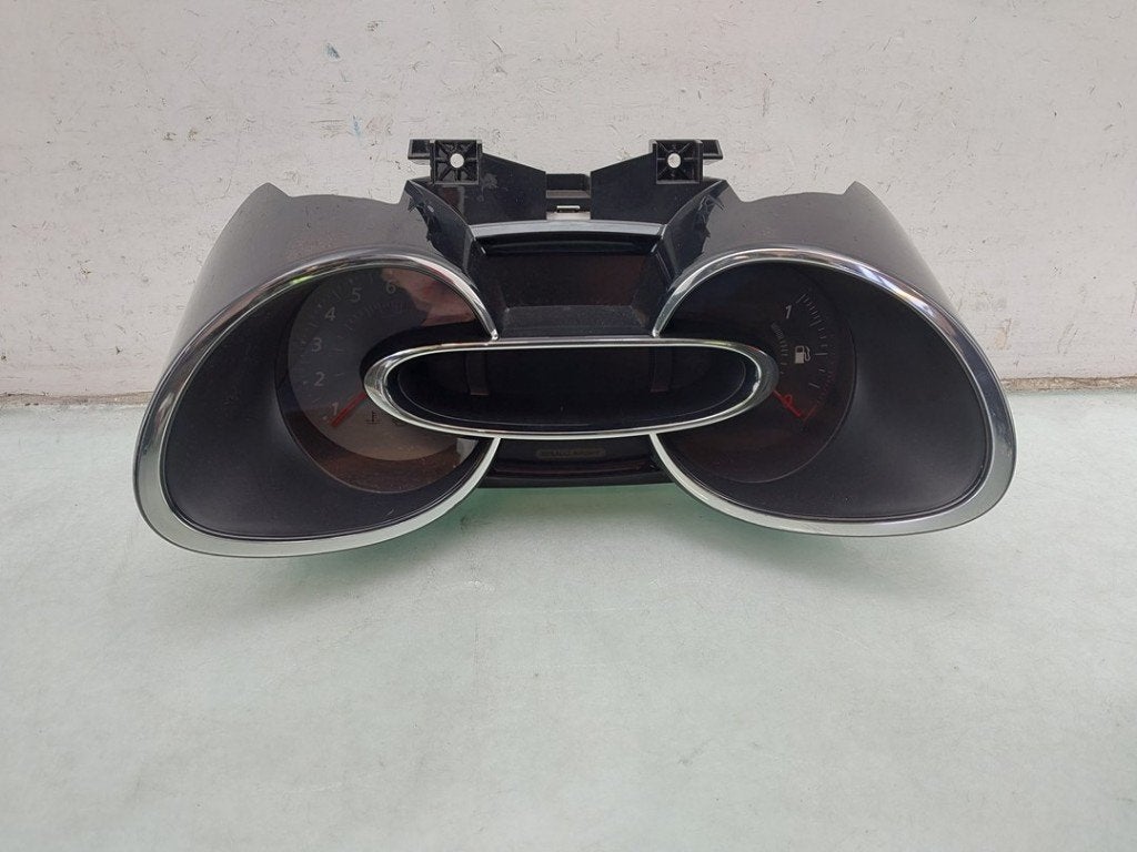 INSTRUMENTS DE BORD Renault Clio IV (5R) (01-2012/08-2021), Amalienbadstr. 41a
76227  Karlsruhe, DE, Visteon Electronics Germany GmbH