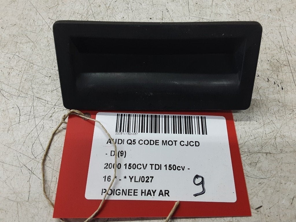 POIGNEE COFFRE / HAYON ARRIERE Audi Q5 (8RB) (5N0827566T), Autos : Pièces & Accessoires, Auto-Union-Straße  1,
85057  Ingolstadt, DE