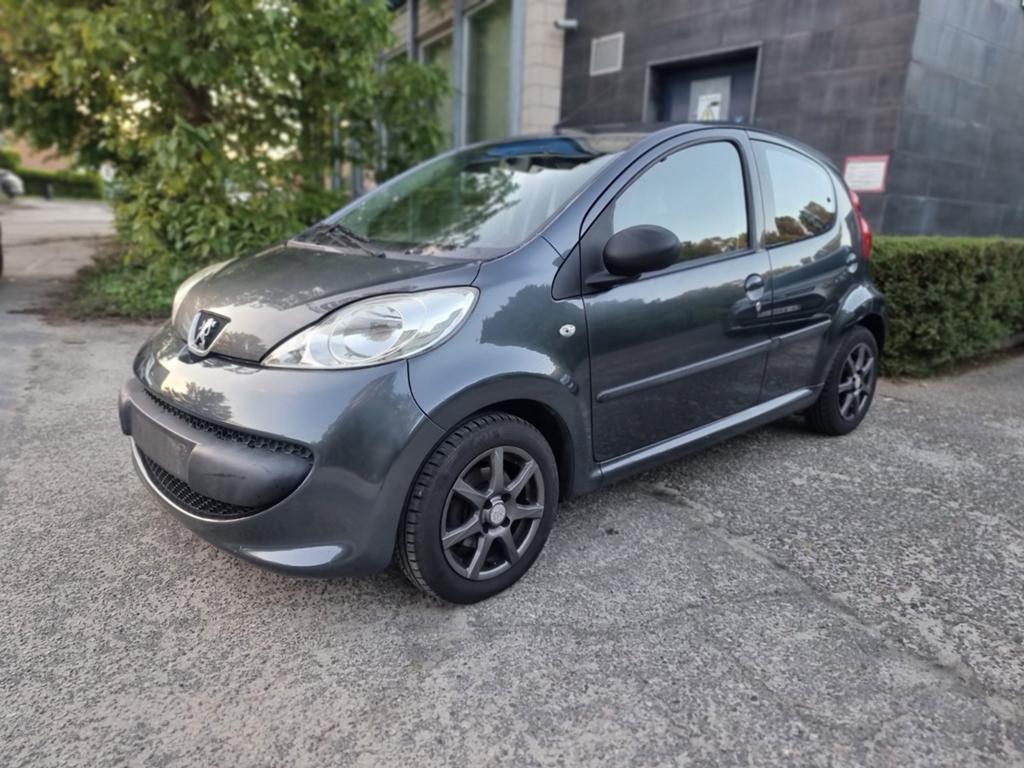 Peugeot 1.0 essence 5 portes avec inspection de la climatisa, Autos, Achat, 50 kW, Boîte manuelle, Entretenue par le concessionnaire