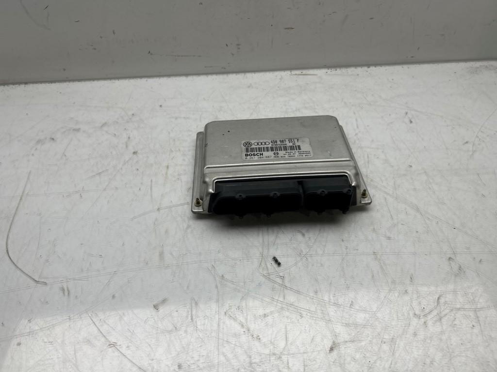 COMPUTER MOTOR Volkswagen Passat Syncro / 4Motion (3B2), Robert Bosch AG, Gebruikt, Volkswagen, Robert-Bosch-Allee 1
74232  Abstatt, DE