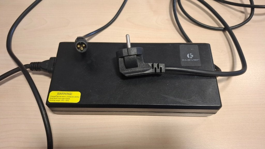 Klever Fast Charger acculader snellader 6A, Fietsen en Brommers, Ophalen of Verzenden, Zo goed als nieuw