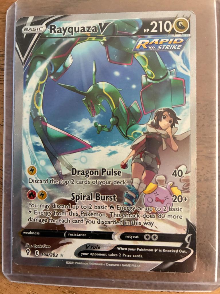 Pokémon Rayquaza V, Verzamelen, Ophalen, Zo goed als nieuw, Speelkaart(en)