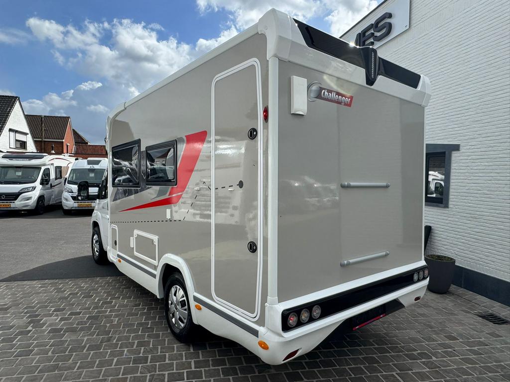 Peugeot Boxer Challenger 250 Etappe Edition, Caravanes & Camping, Camping-cars, Jusqu'à 4, 6 à 7 mètres, Boîte manuelle, Douche