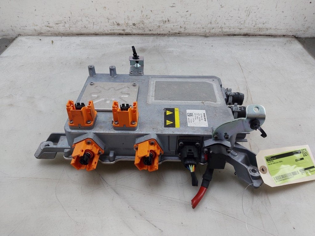 INVERTER ABS Volvo EX40 (XZ) (|32397861|36012156|), Dhr. J. Ham, Gebruikt, Administratie@autoham.nl, Volvo