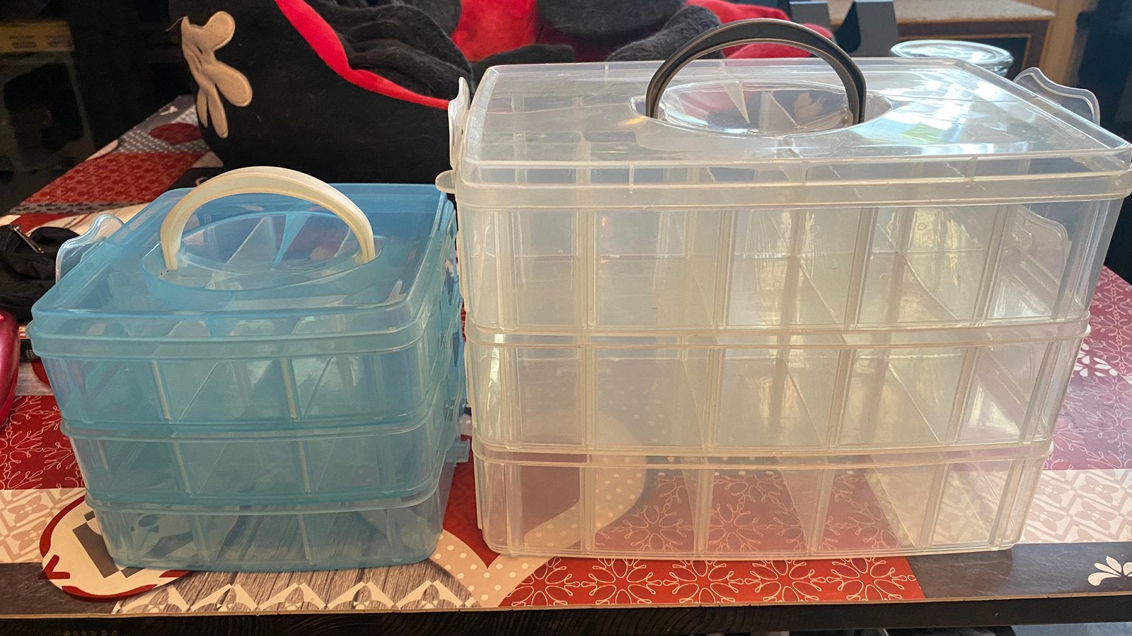 Lot de 2 boîtes de rangement à compartiments modulables, Enlèvement, Utilisé