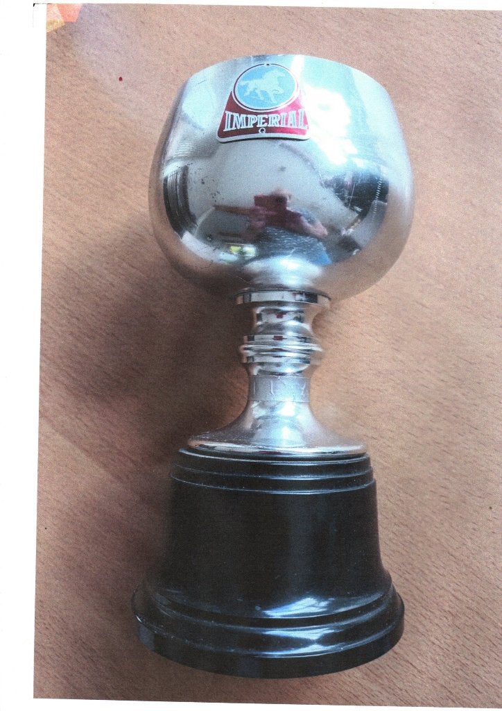 ANCIENNE COUPE À TROPHÉES IMPÉRIALE, Collections, Enlèvement ou Envoi, Comme neuf, Autres types