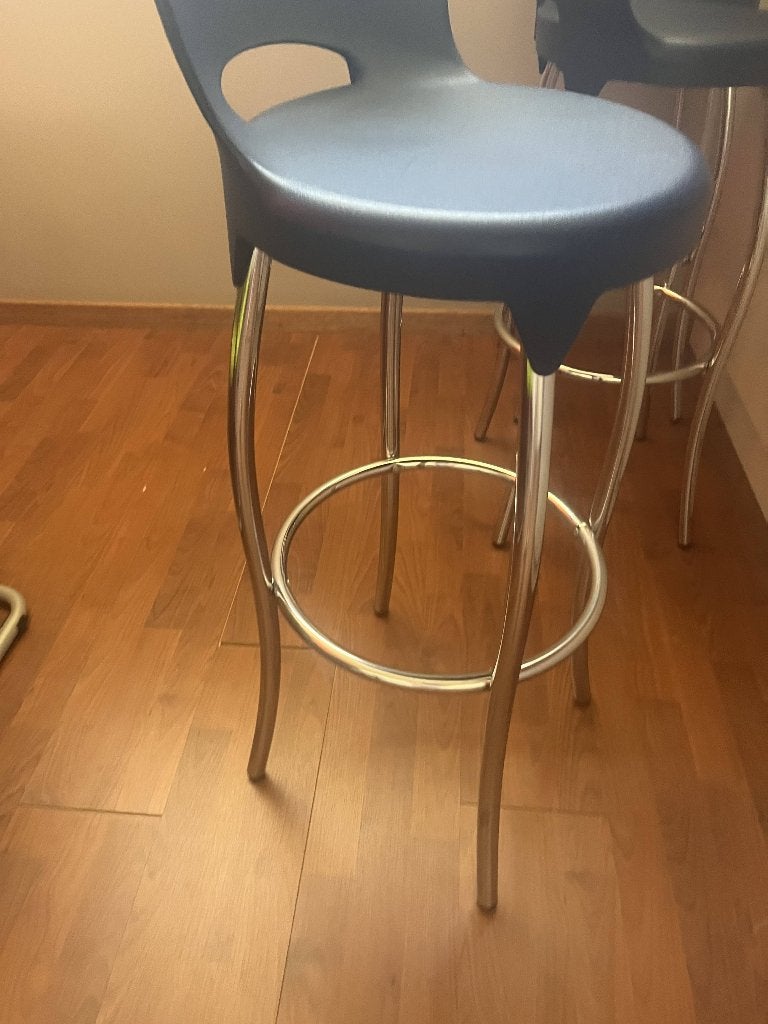 3 zwarte barkrukken, Ophalen, Zo goed als nieuw, Kunststof