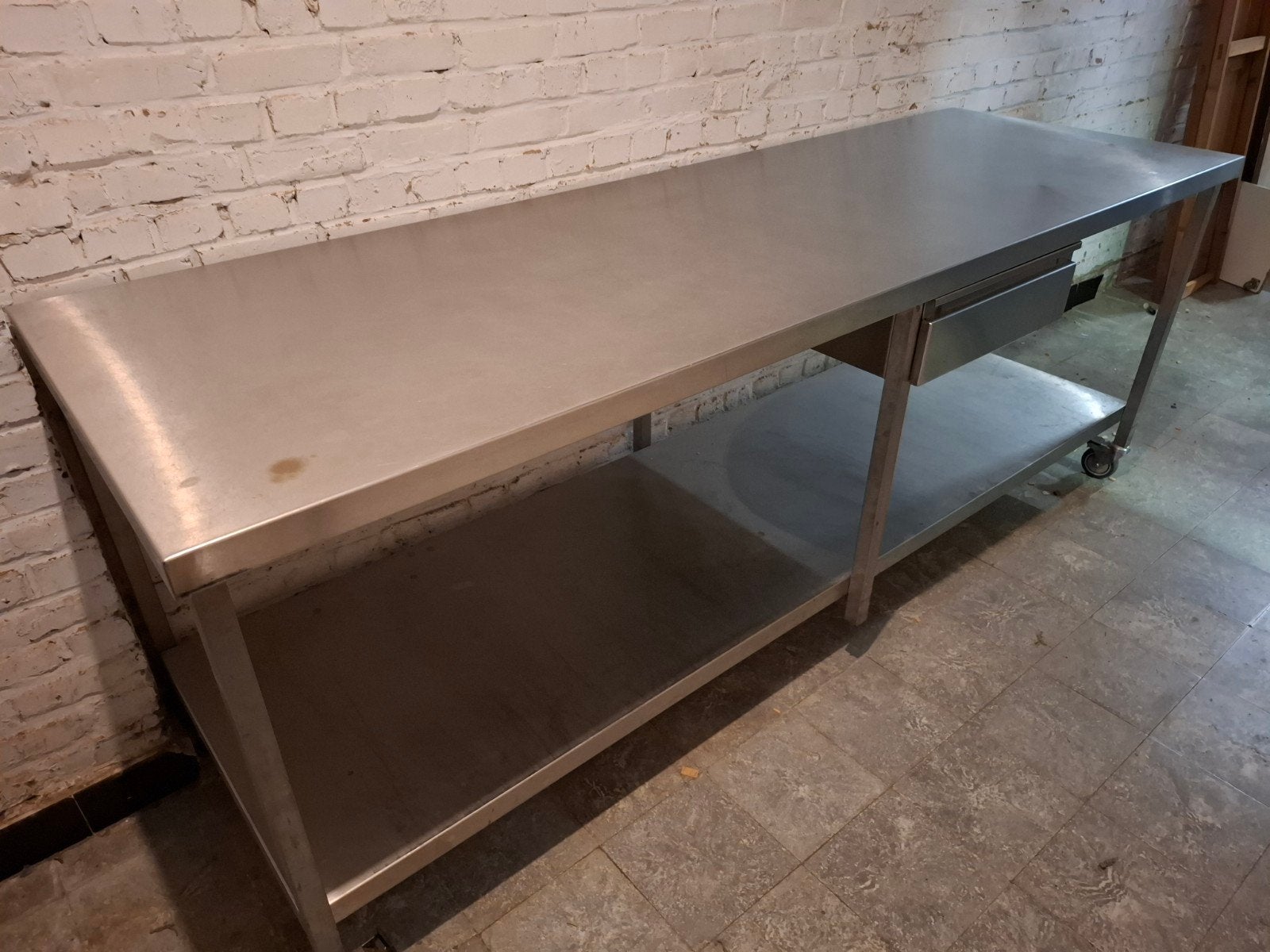 Grande table de travail professionnelle en inox avec tiroir, Articles professionnels, Enlèvement, Inconnu, Inconnu, Inconnu