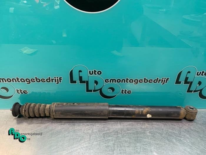 Schokdemper links-achter van een Renault Clio (Clio 3 06-), Auto-onderdelen, Gebruikt, -, Renault, -