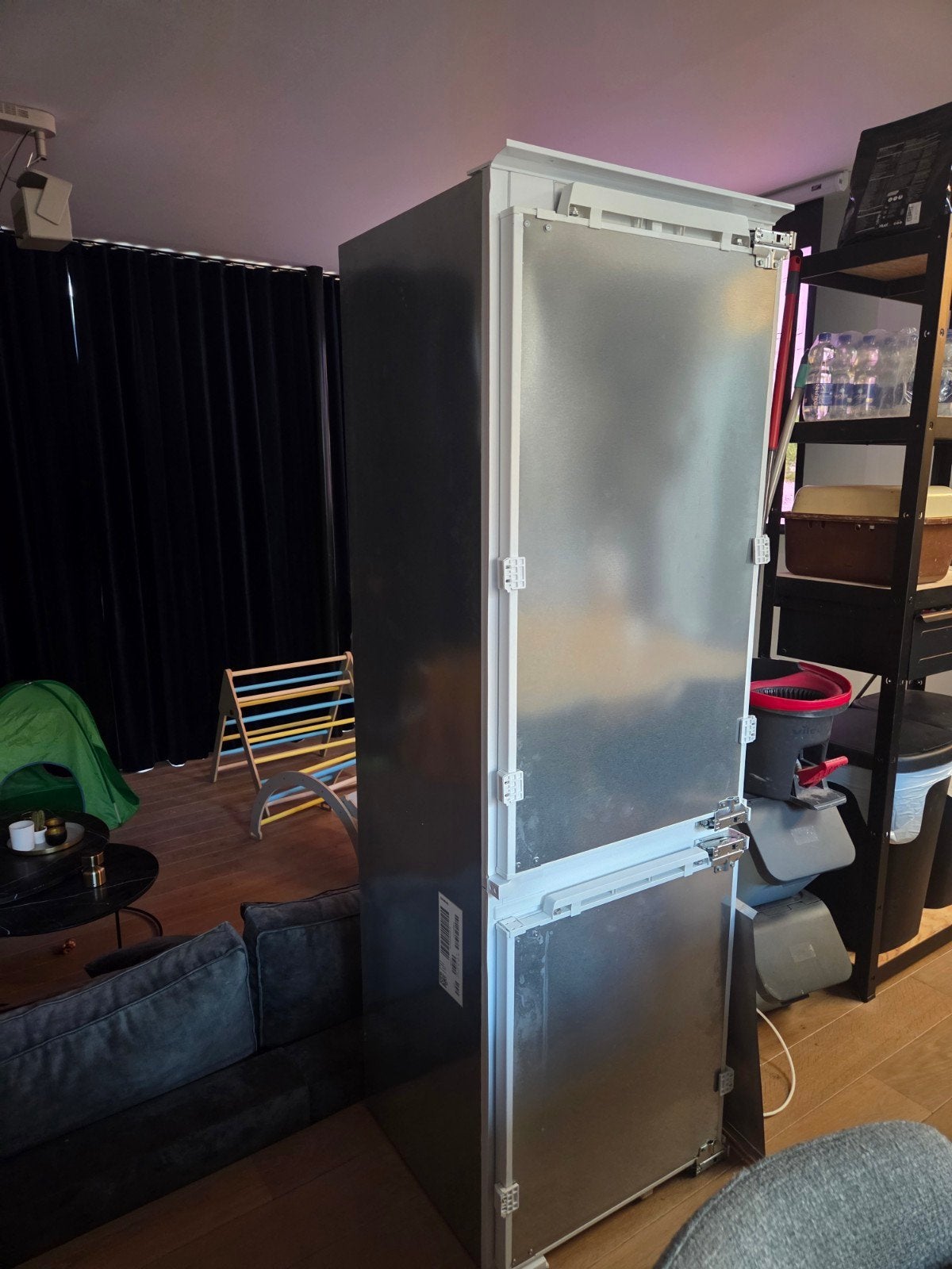 inbouwijskast Siemens in zeer goede staat, Elektronische apparatuur, Koelkasten en IJskasten, Ophalen, 200 liter of meer, Met aparte vriezer
