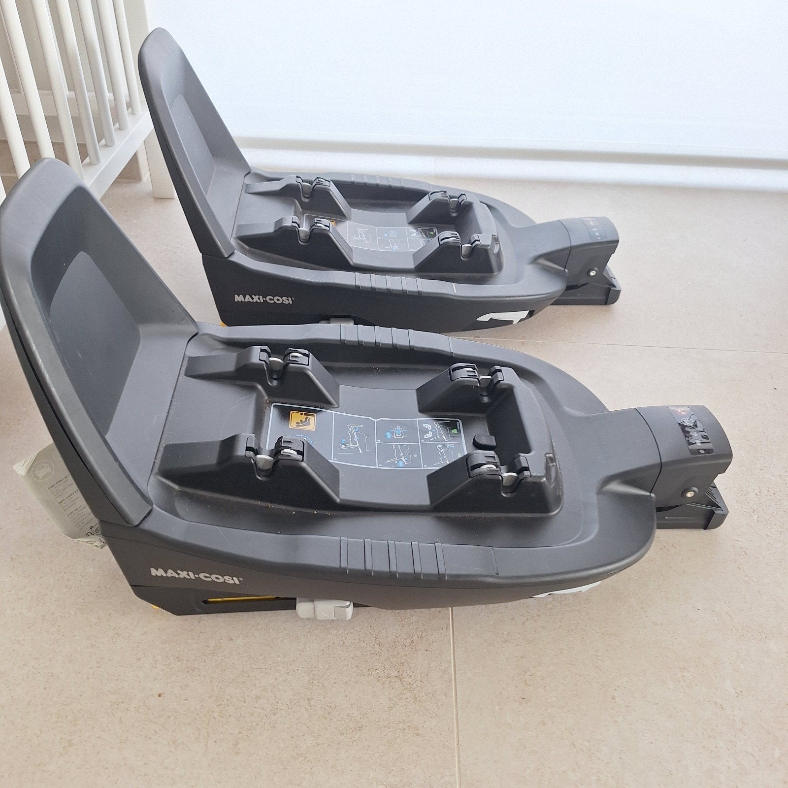 2x Maxi-Cosi ISOFIX Base 2 – Set van 2 – Goede staat - 100€, Enfants & Bébés, Sièges auto, Utilisé, Maxi-Cosi, Isofix, Enlèvement