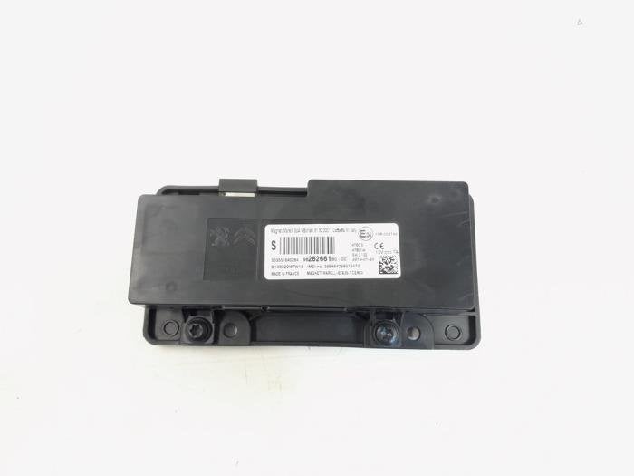 Bluetooth module van een Peugeot 208, Gebruikt, -, -, Ophalen of Verzenden