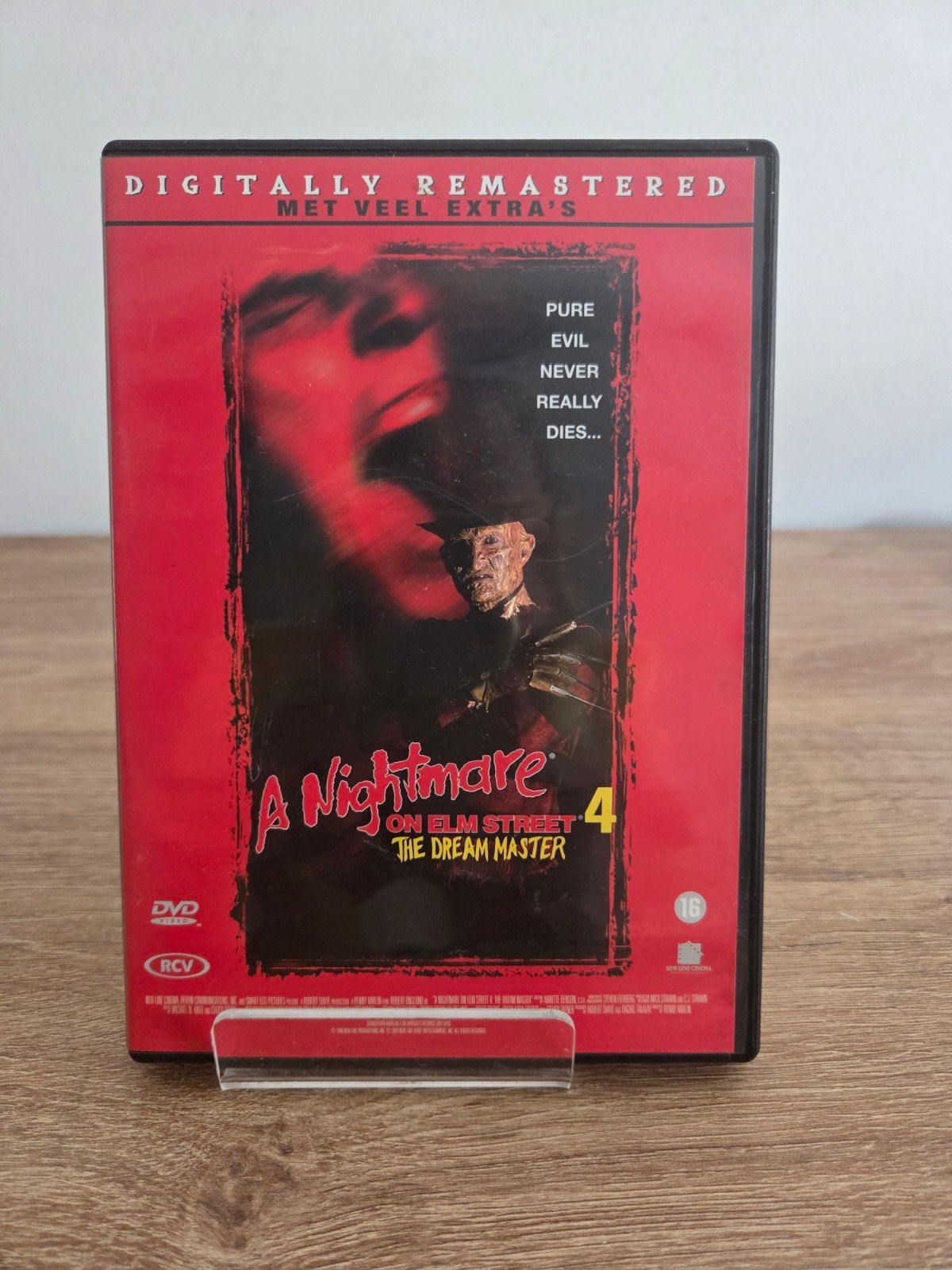 A Nightmare on Elm Street 4: The Dream Master, Suppléments, Enlèvement ou Envoi, Slasher, Néerlandais
